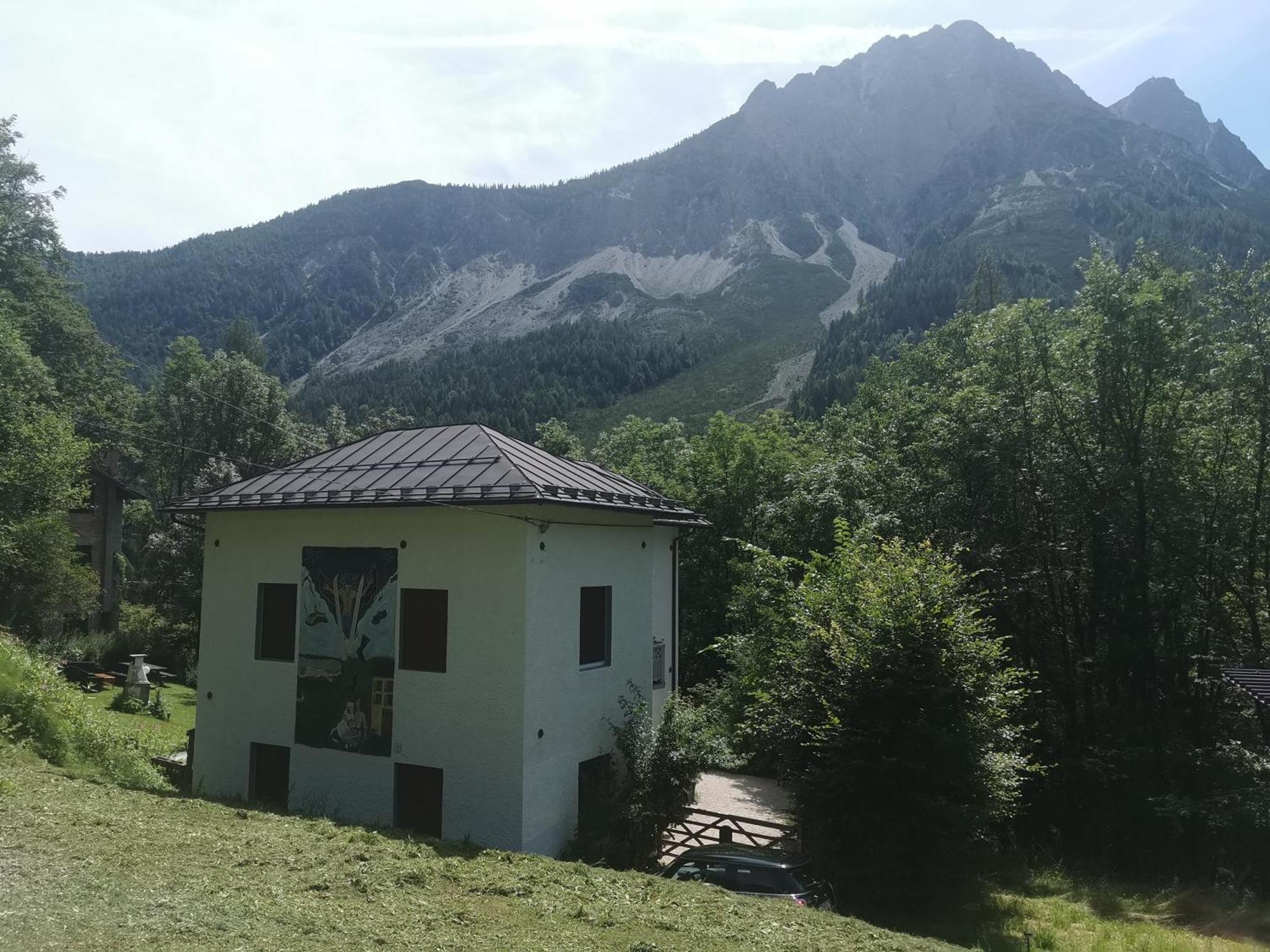 Dolomiti House Hotel Cibiana Bagian luar foto
