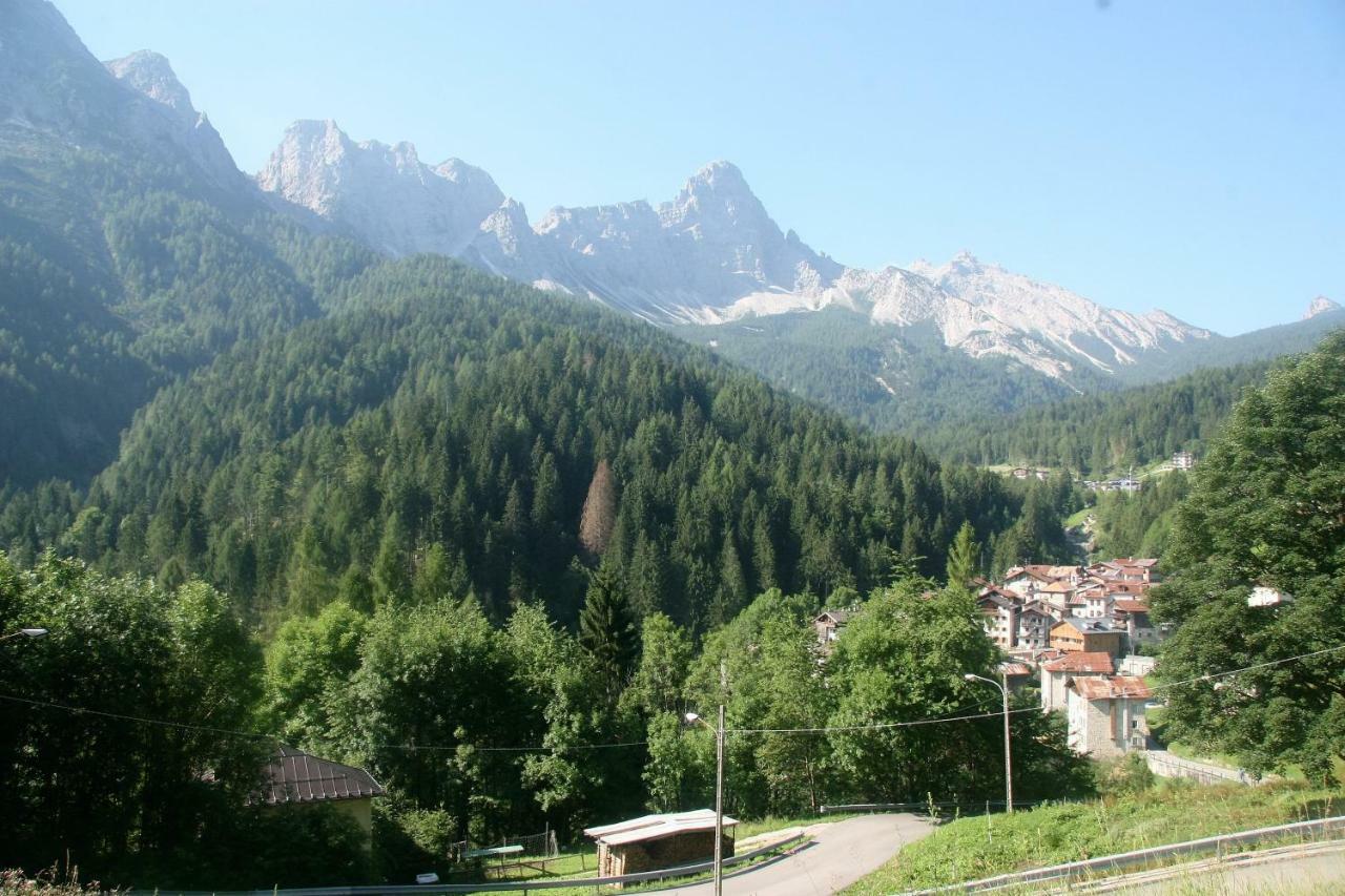 Dolomiti House Hotel Cibiana Bagian luar foto