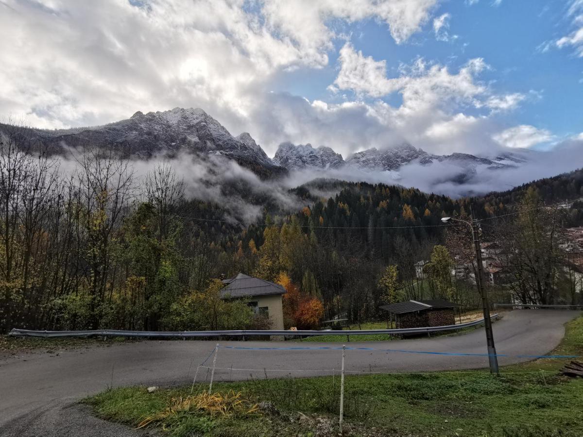 Dolomiti House Hotel Cibiana Bagian luar foto
